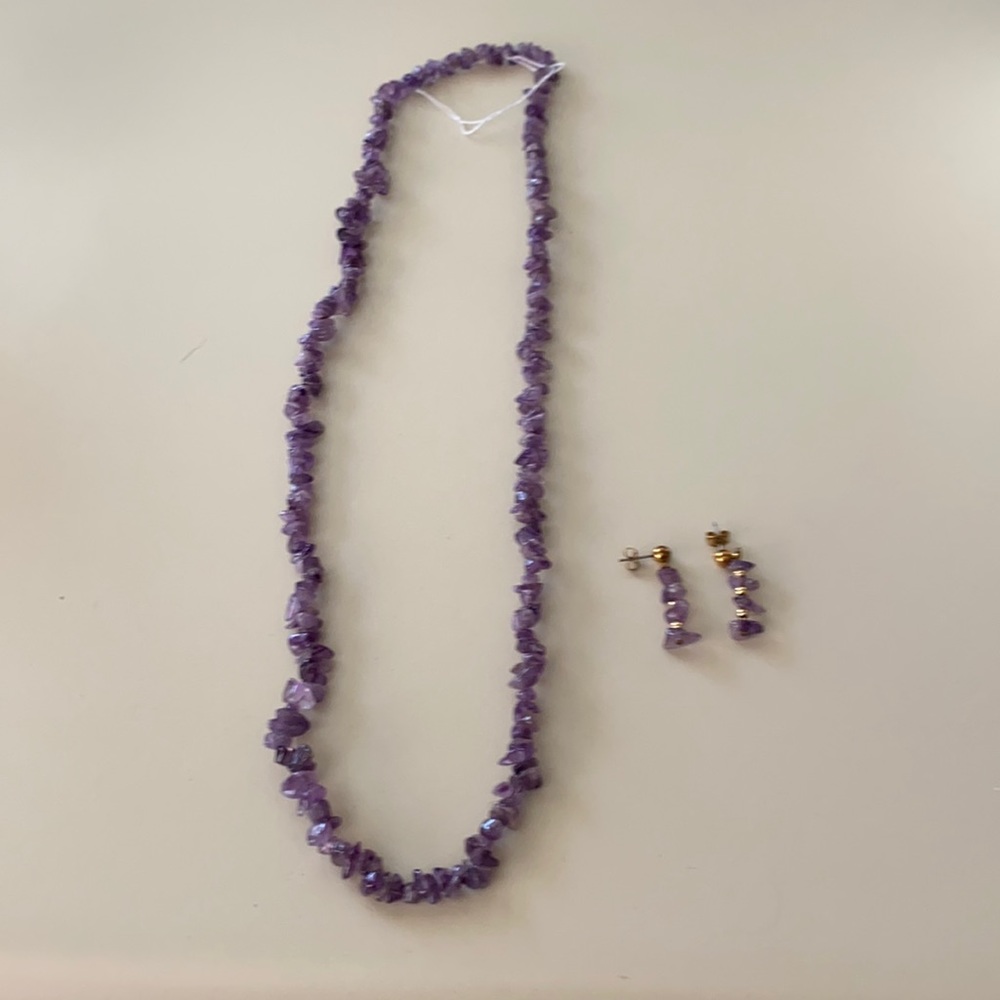 Amethyst Purple stone necklace with earrings